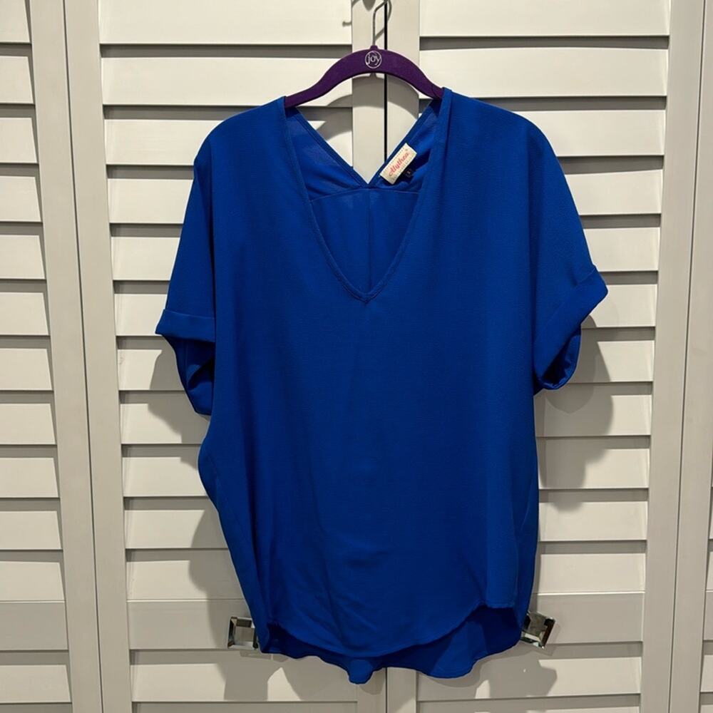 Alythea Pre Loved Royal Blue Oversized V-Neck Blouse in 100% Polyester.